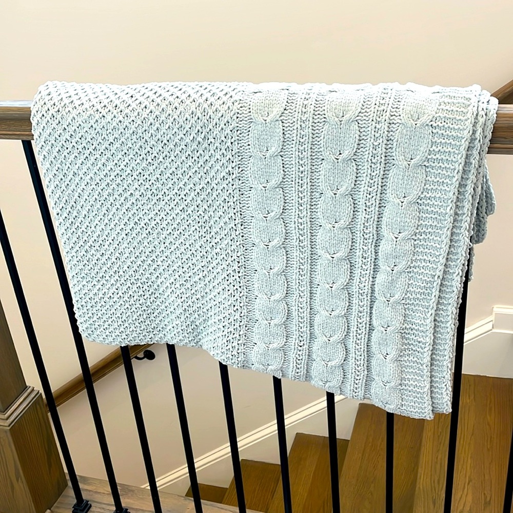 Pottery Barn Cable Knit Throw Blanket